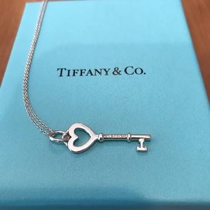 Tiffany Keys Heart Key Silver Pendant and Chain